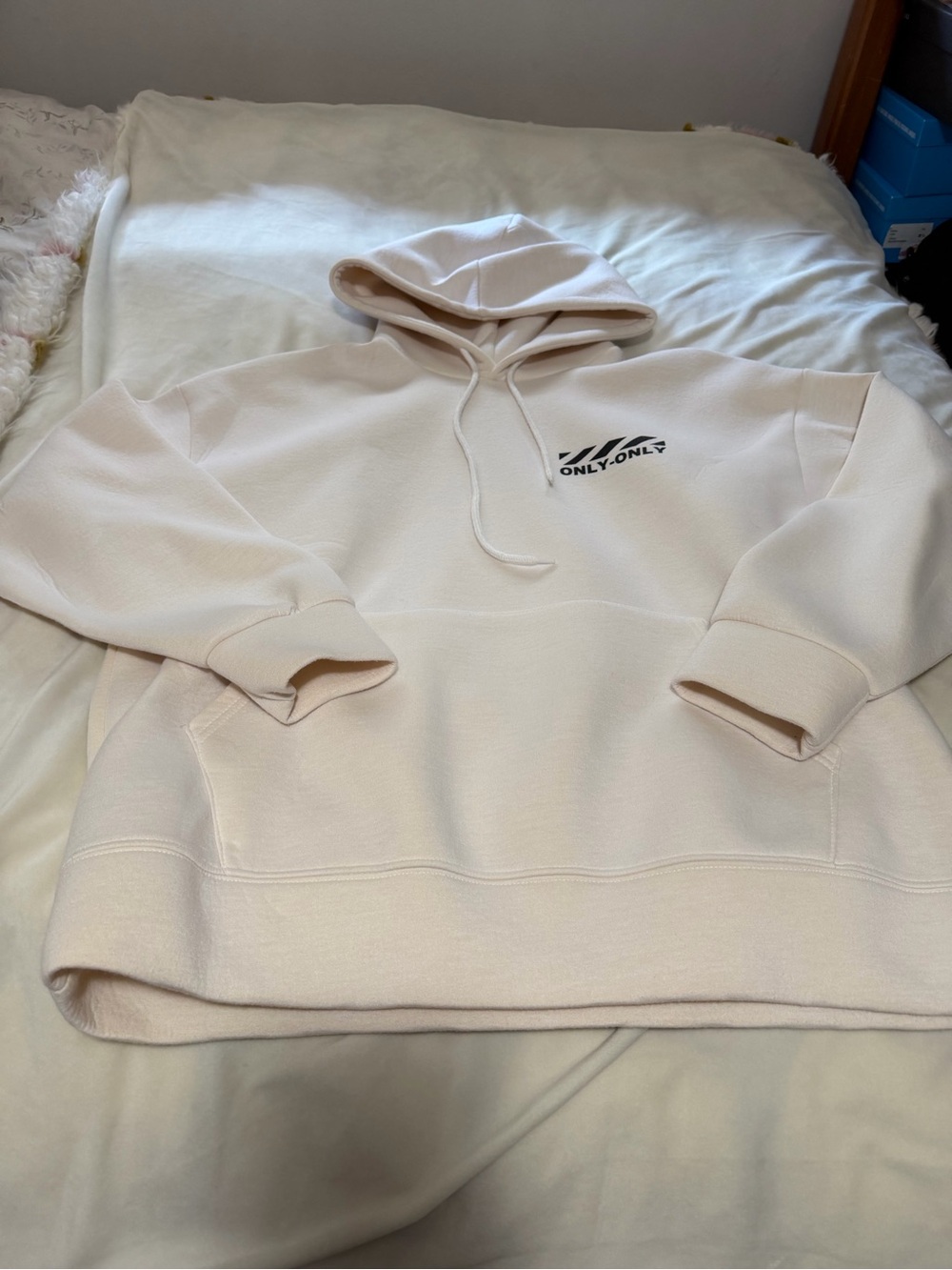 Reborn & Audi Only Only Cream Oversized Logo Hoodie Free/Large